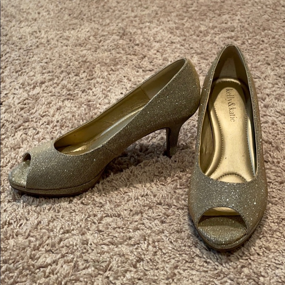 Silver sparkle heel